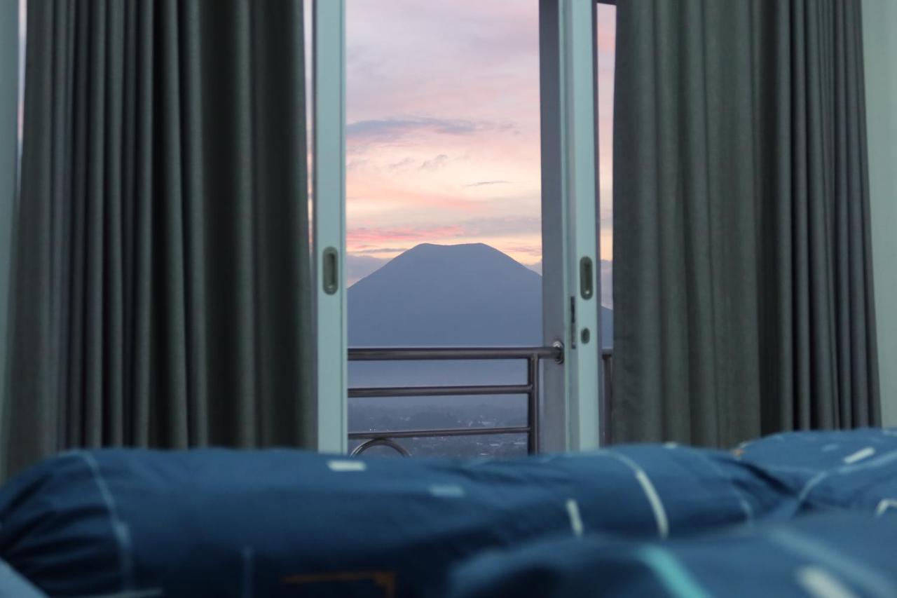 Hotel Narwastu Hills à Tomohon Extérieur photo